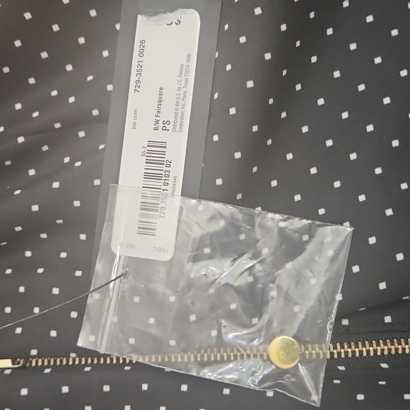 Blouse - Picture 2 of 3